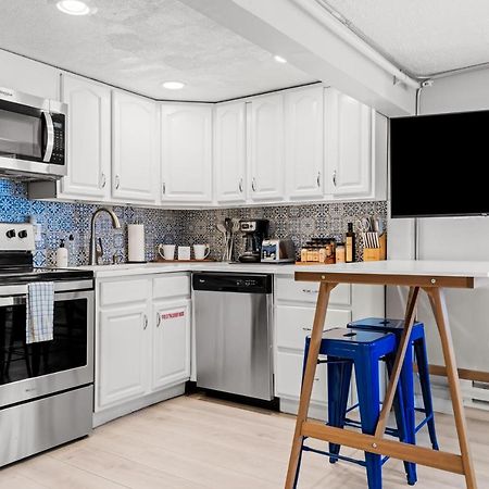 Contemporary Finishes - Studio Apt - Sloans Lake Denver Esterno foto