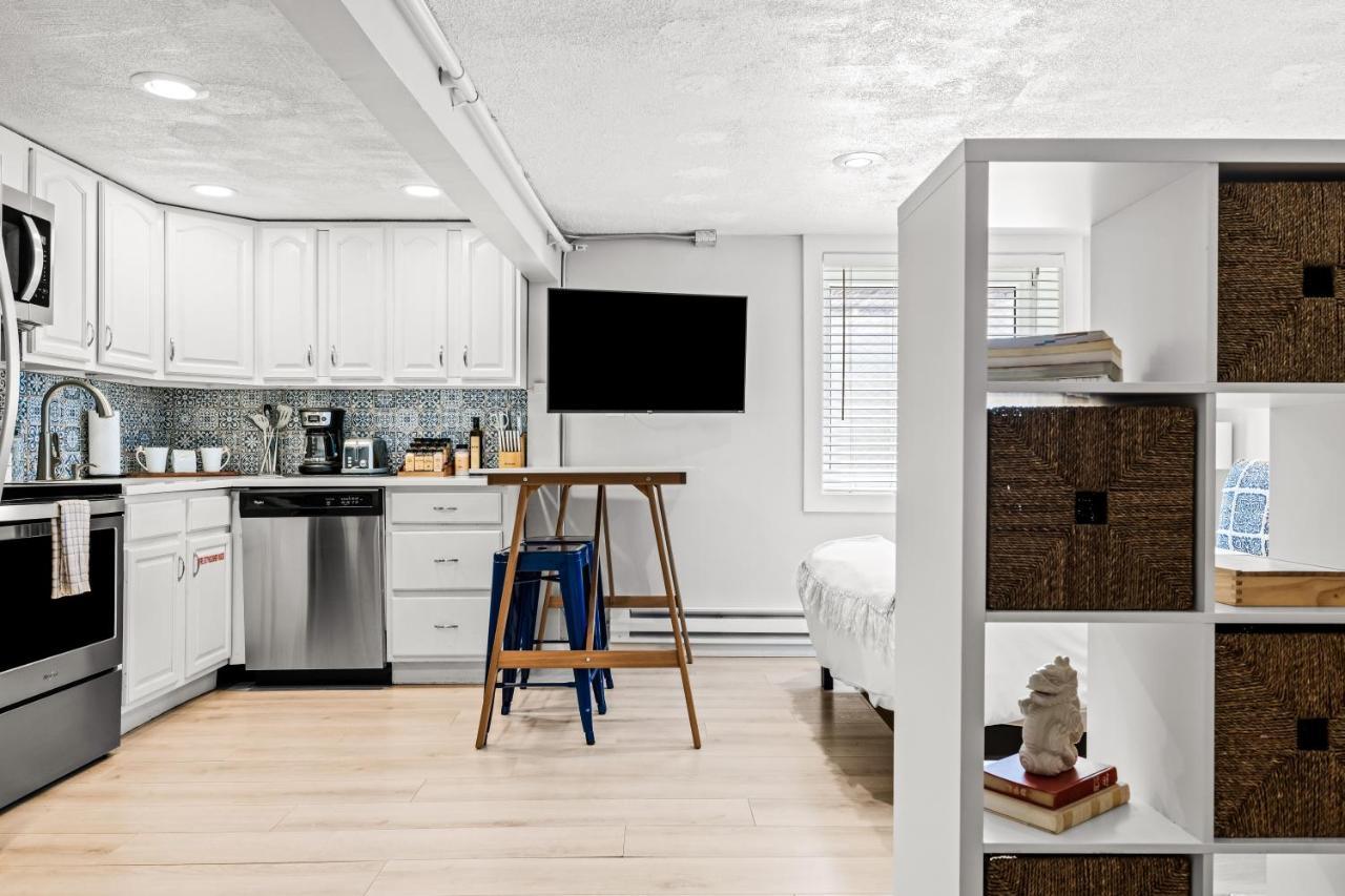 Contemporary Finishes - Studio Apt - Sloans Lake Denver Esterno foto